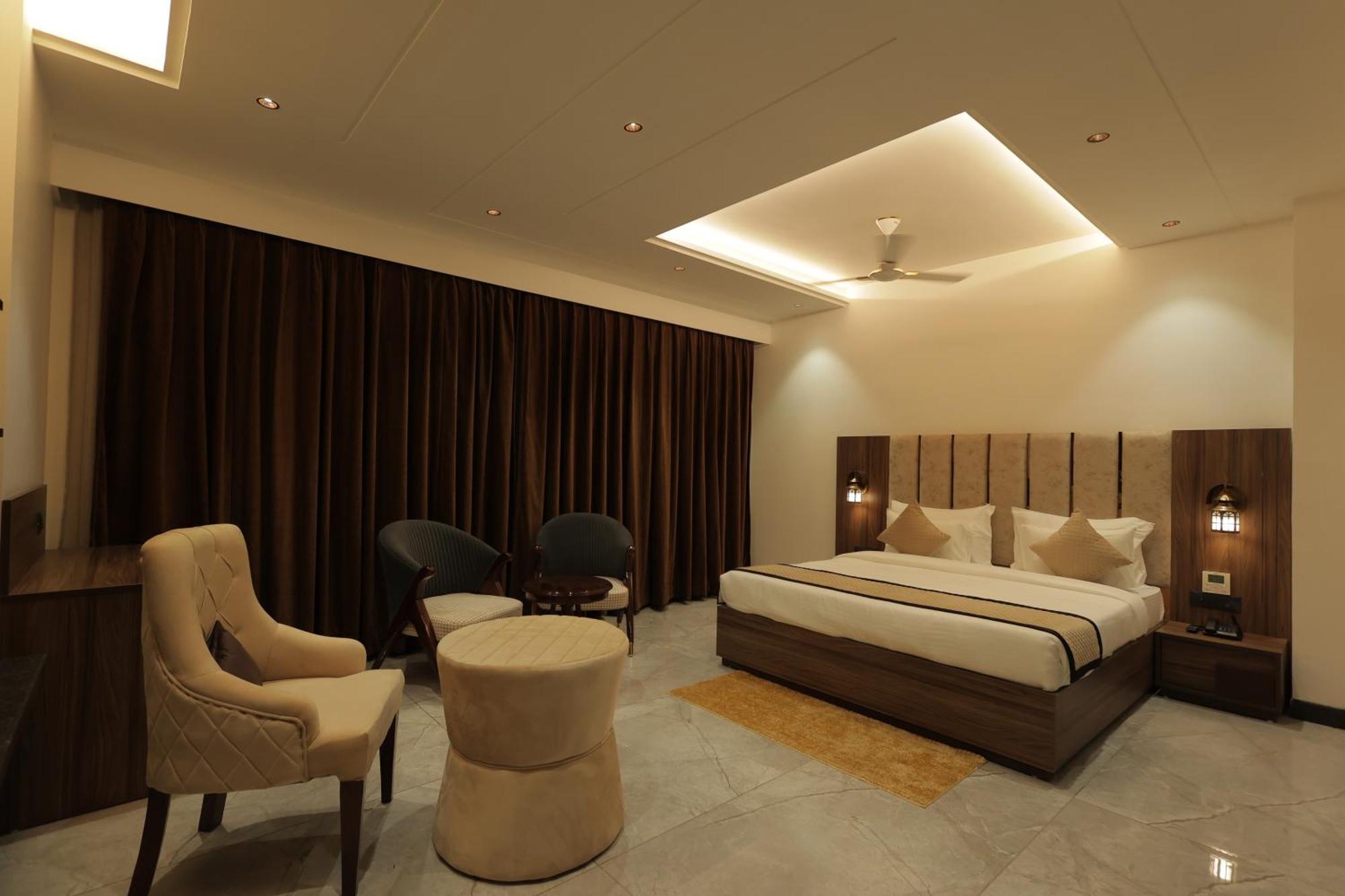 Snj Taj Grand Hotel Агра Екстериор снимка