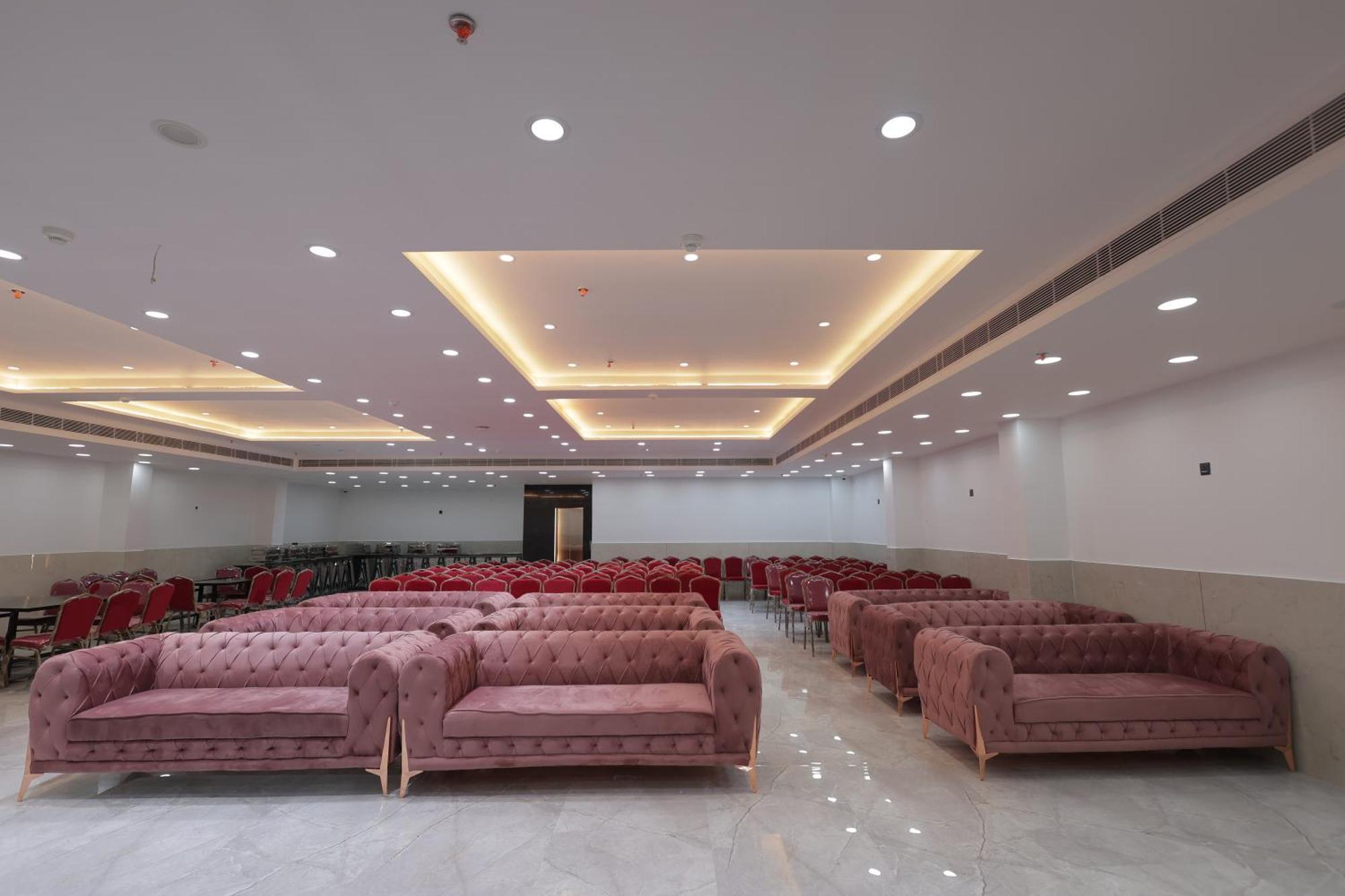 Snj Taj Grand Hotel Агра Екстериор снимка
